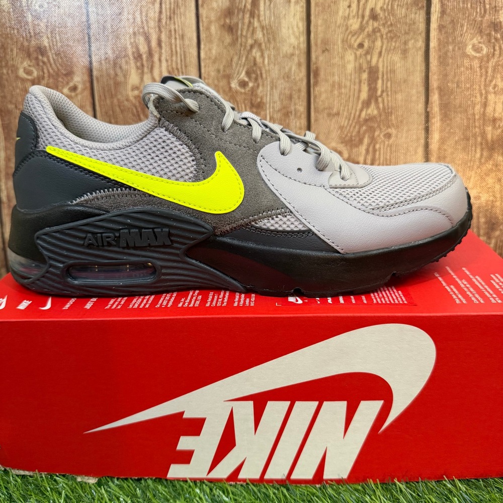 Nike Air Max Excee Sneakers Mens size 9 Atmosphere Grey Neon Yellow Athletic